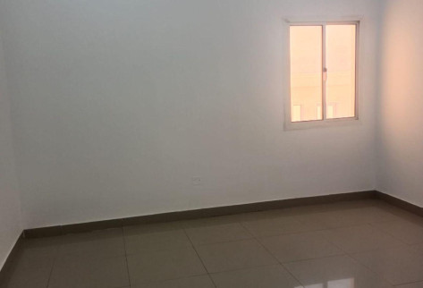 Al Kharaitiyat room with kitchen and bathroom