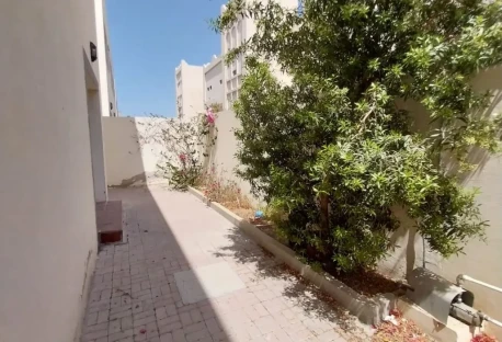 Villa in AlNasr in compound one master bedroom - Villa in Al Nasr Street