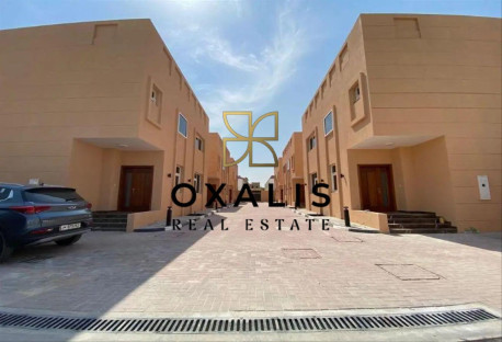 SPACIOUS 4 BEDROOMS VILLA COMPOUND | ABU HAMOUR - Villa in Wholesale Market Street