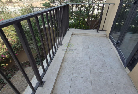 SF 3BDR + Maid Room Compound Villa With Amenities