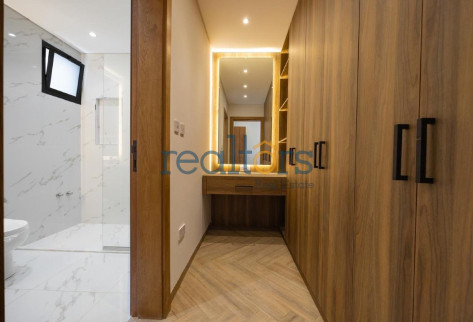 Luxury 5BR Compound Villa | Al Aziziyah