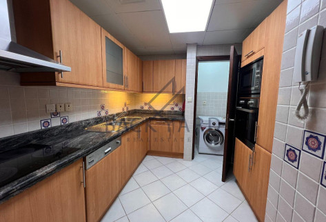ELEGANT 1 BR APARTMENT | CITY CENTER | SEA VIEW