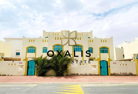 HUGE FRONT YARD | 5 BDR VILLA | READY TO MOVE IN