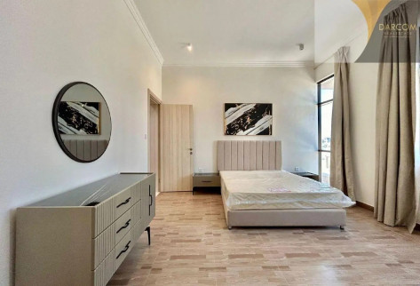 MODERN VILLA / 5 BEDROOMS / PRIVATE POOL