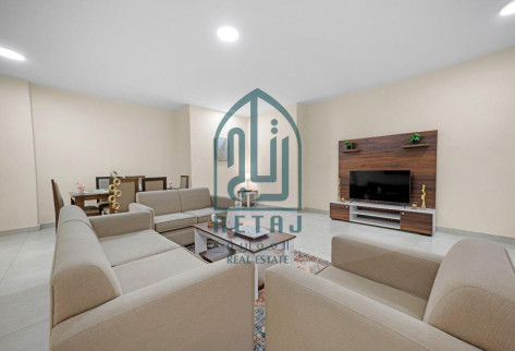 2BR Flat near metro station is available for rent!