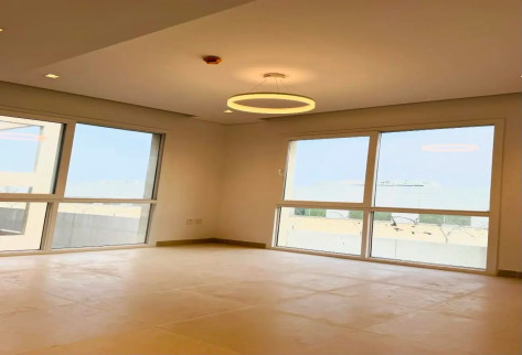 Luxury 3Bedroom with 4baths flat at Corniche area