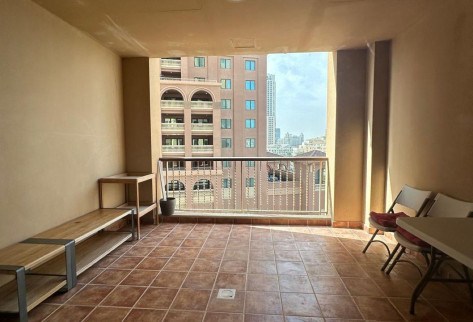 1 BEDROOM APARTMENT FULLY FURNISHED WITH BALCONY