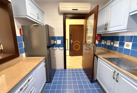 Spacious 3BR Apartment with Balconies | Thumama