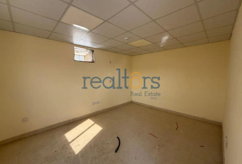 Big Wearhouse with office for rent (FOOD)
