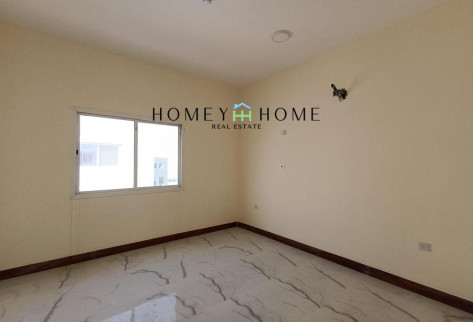 Store Two Story With 8 rooms In Berkit Al Awamer