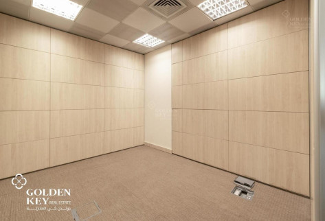 Functional High Floor Office Space | West Bay