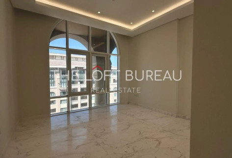 Luxury Penthouse | Fully Renovated | Sea View