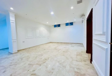 CORNER VILLA | 14 BEDROOMS | LIFT | AL KHEESA