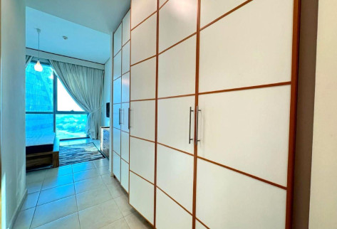 ELEGANT FF 1BHK APT WITH GREAT LAYOUT and VIEW