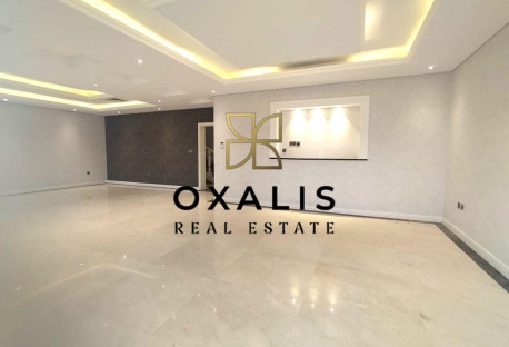 STUNNING 3 BEDROOMS + MAIDS ROOM | SEMI FURNISHED - Villa in Al Waab