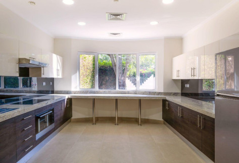 4BR Villa | SF | Maid’s Room | Private Pool