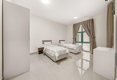 2BR | Furnished | Gym | Pool | Near Metro!