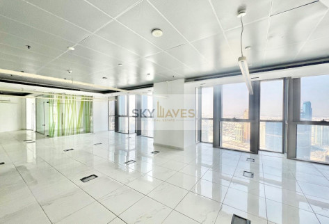 TOP FLOOR 200 SQM OFFICE SPACE IN WESTBAY