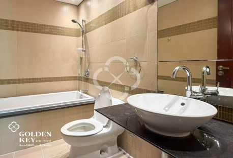 Townhouse | Luxurious 1 Bedroom | Marina View