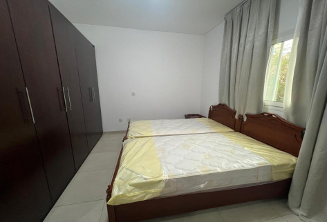 AMAZING COMPOUND VILLA /SPACIOUS/SEMI FURNISHED