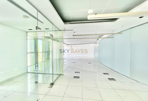 TOP FLOOR 200 SQM OFFICE SPACE IN WESTBAY