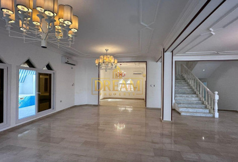 Stand Alone Luxury 5 Bedroom Villa in West Bay