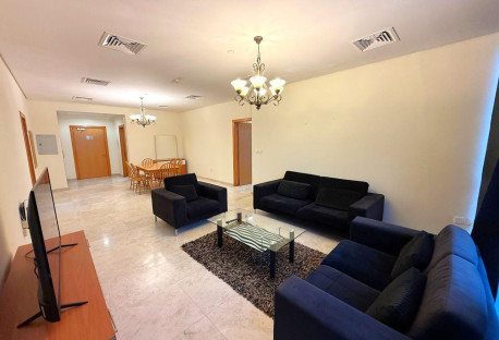 SPACIOUS AND COZY 2-BDR | HIGH-END FEATURES