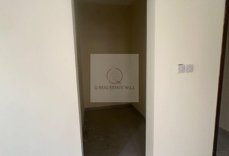 For Rent: New Residential & Commercial Building