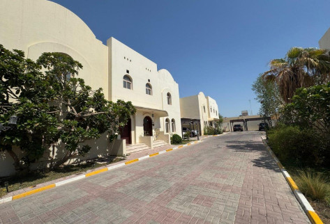 3BHK SPECIOUS COMPOUND VILLA WITH AMENITIES .