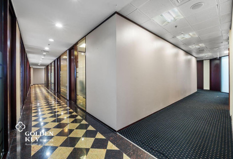 Modern Fitted Office Panoramic Views | West Bay
