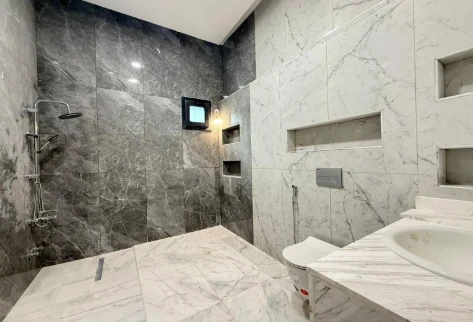 PRESTIGIOUS 8BR NEW VILLA+PRIVATE LIFT and POOL