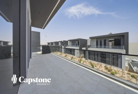 FREEHOLD | LUXURY VILLA WITH PRIVATE POOL & GARDEN