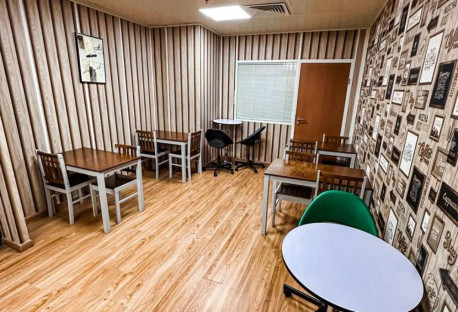 HIGH FLOOR OFFICES FOR RENT | PRIME LOCATION