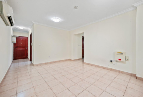 3BHK near Metro Station for rent!