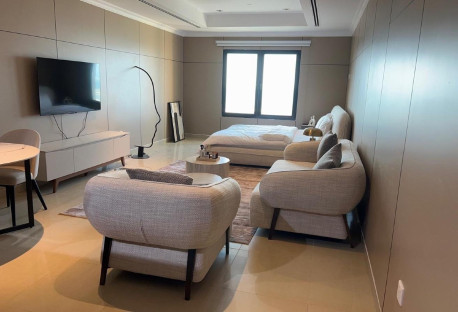 Modern and Clean Studio/ Furnished / The pearl - Apartments in Tower 14