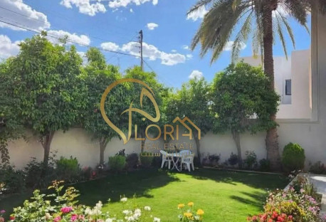 FREEHOLD | LUXURY VILLA WITH PRIVATE POOL & GARDEN
