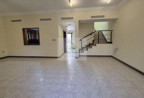 3BDR Plus Maid Room Compound Villa In Old Airport.
