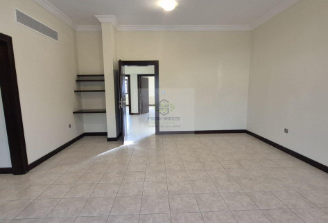 SF 3BDR + Maid Room Compound Villa With Amenities