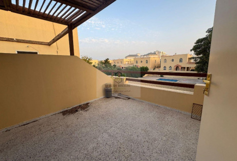 SPECIOUS 4BHK COMPOUND VILLA WITH BIG BALCONY.