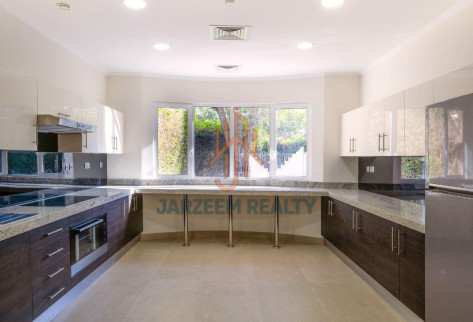 Private Garden | 4BR Villa | SF | Maid’s Room