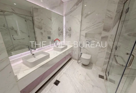 Renovated Penthouse 4 BR + Maid|5 Years PP| No Fee
