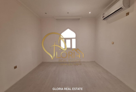 Luxury Villa in Al Duhail - Prime Location