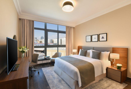 Modern Luxury 2-Bedroom + Maid Room | Fully upgrad - Apartment in Fereej Bin Mahmoud