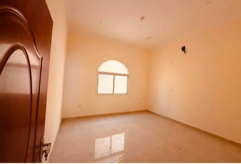 Spacious 3bhk apartment at salwa road