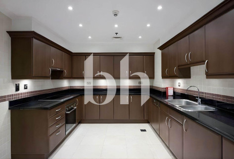 SPACIOUS | 2 BEDROOMS | SF | WITH BIG BALCONY