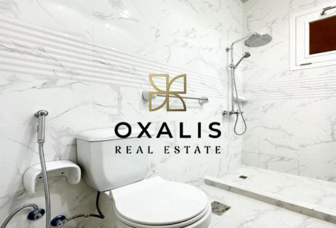 MAGNIFICENT 2 BHK UNFURNISHED UNIT | BIG KITCHEN