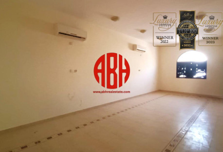 GREAT DEAL! | 5BDR + MAID &amp; DRIVER + MAJLIS VILLA