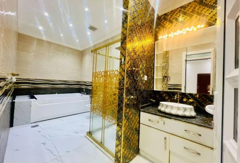 CORNER VILLA | 14 BEDROOMS | LIFT | AL KHEESA