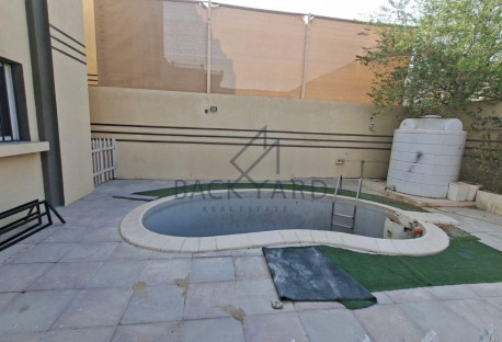 PERFECT DEAL Villa 6 Bedrooms in AL KHEESA - Apartment in Al Kheesa
