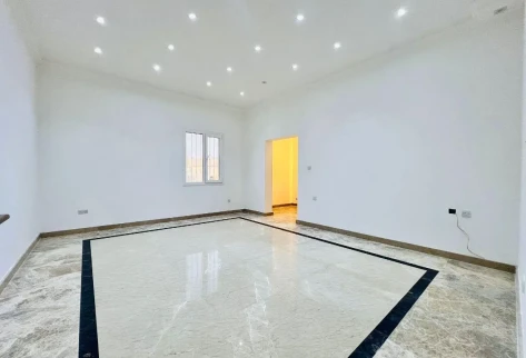 CORNER VILLA | 14 BEDROOMS | LIFT | AL KHEESA